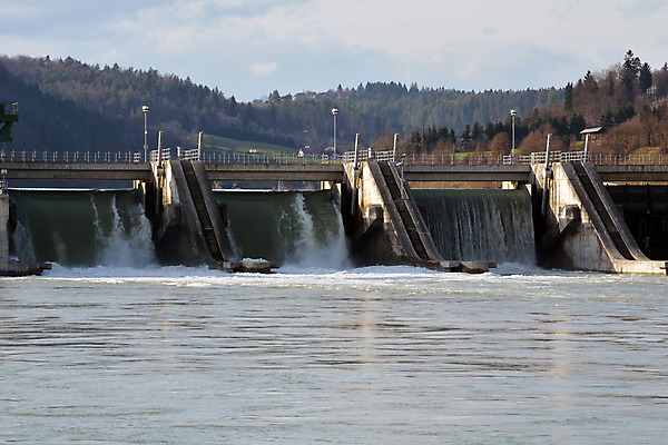 포토 JPG 해외이미지 산업 호수 사람없음 강 환경 폭포 에너지 저수지 연못 그린에너지 떨어짐 댐 운하 콘크리트 해외202004 해외포토 공공시설 컨셉 자연 파일형식 이미지허브