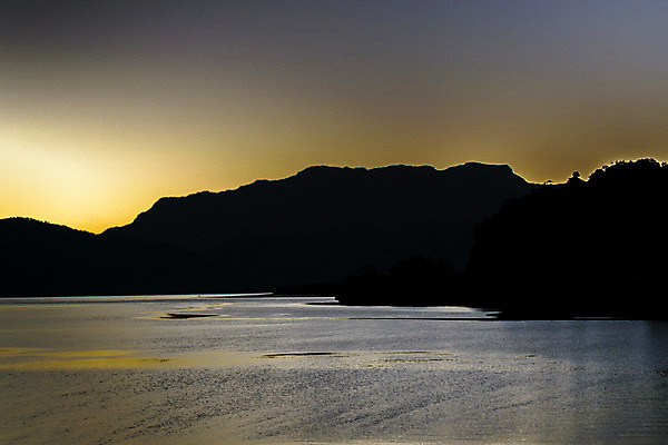 포토 JPG 해외이미지 모양 계절 실루엣 호수 여행 백그라운드 자연 하늘 산 풍경 사람없음 야외 물 일출 환경 미국 일몰 장면 칠레 남쪽 내추럴 해외202004 해외포토 자연요소 북아메리카 촬영기법 노을 남아메리카 방향 생태계 파일형식 이미지허브