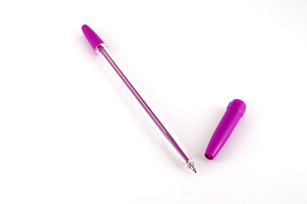 포토 JPG 해외이미지 모양 교육 비즈니스 추상 잉크 사람없음 빛 사무실 숫자 연필 펜 볼펜 금속 보라색 장비 기구 기록 끝 은색 제비꽃 심볼 오브젝트 싱글 엘리먼트 해외202004 해외포토 문자 꽃 컬러 무늬 재질 학용품 필기구 파일형식 이미지허브