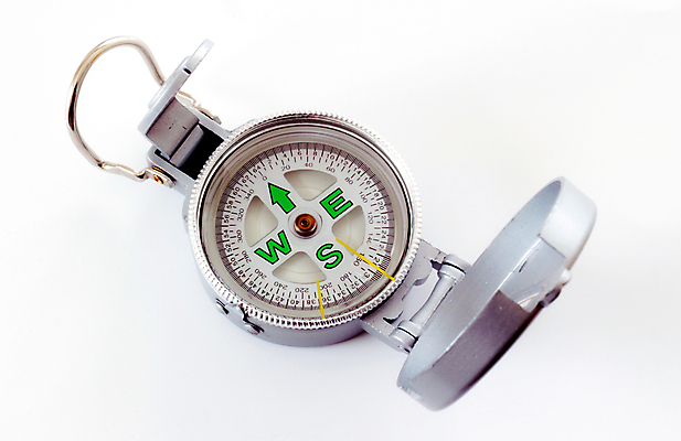 포토 JPG 해외이미지 아이콘 식기 여행 백그라운드 지도 자연 불 프레임 텐트 사람없음 세트 금속 쌍안경 캠핑 장비 공구 등불 칼 나침반 방향 먹기 심볼 묘사 북쪽 조립 고립 생존 해외202004 해외포토 자연요소 모션 재질 레저 조명 캠핑도구 망원경 도구 생태계 파일형식 이미지허브