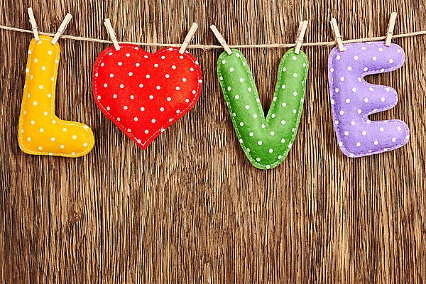 포토 JPG 해외이미지 커플 결혼 백그라운드 컨셉 가족 결혼식 휴가 발렌타인데이 선물 사랑 사람없음 목재 장식 빨간색 단어 수확 하트 인사 신용카드 복고 2월 강렬 특별함 펠트 핸드메이드 해외202004 해외포토 모양 나무 문자 감정 컬러 농업 재료 관계 데이이벤트 이벤트 금융 예절 날짜 파일형식 천_직물 이미지허브