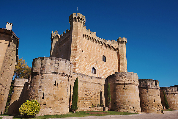 포토 JPG 해외이미지 유럽 중년 여행 건축양식 풍경 사람없음 건물 문 마을 탑 맑음 바위 운명 도시 성 수비 중세 역사 스페인 재산 타운 옛날 해외202004 해외포토 건축물 건축 나라 모션 날씨 성인 금융 돌_바위 파일형식 이미지허브