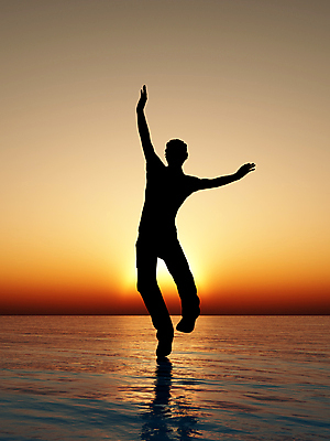 포토 JPG 해외이미지 1 남자 실루엣 무기 선 파도 바다 컨셉 자연 하늘 따뜻함 사람 풍경 사람없음 물 빛 햇빛 태양 반사 평화 일몰 기쁨 에너지 자유 자신감 황금 고독 저녁 균형 넘어짐 파라다이스 수평선 유일 해외202004 해외포토 자연요소 감정 모션 촬영기법 노을 야간 생태계 파일형식 이미지허브