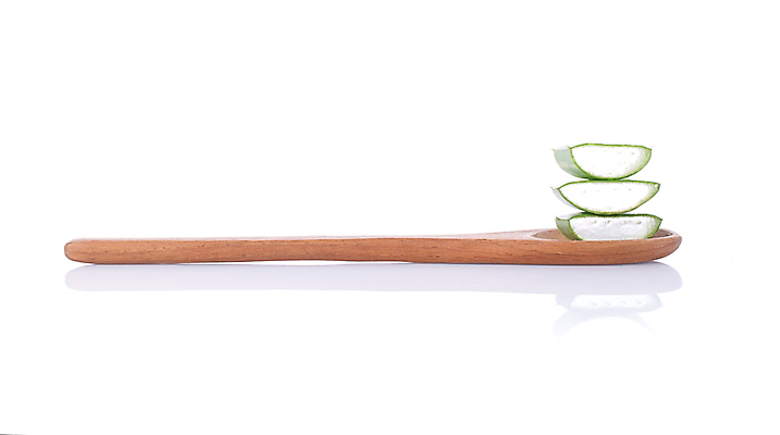 포토 JPG 해외이미지 식물 조각 백그라운드 부분 사람없음 초록색 뷰티 쌓기 흰색 슬라이스 알로에 알로에베라 해외202004 해외포토 컬러 모션 파일형식 이미지허브