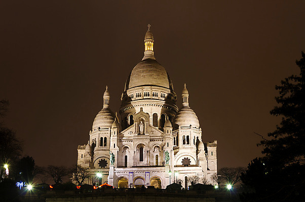 포토 JPG 해외이미지 건축물 건축양식 풍경 사람없음 야외 빛 프랑스 야간 파리_프랑스 사크레쾨르대성당 해외202004 해외포토 자연요소 건축 유럽 성당 파일형식 이미지허브