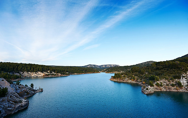 포토 JPG 해외이미지 계절 호수 자연 풍경 사람없음 물 프랑스 가을 댐 해외202004 해외포토 자연요소 공공시설 유럽 생태계 파일형식 이미지허브