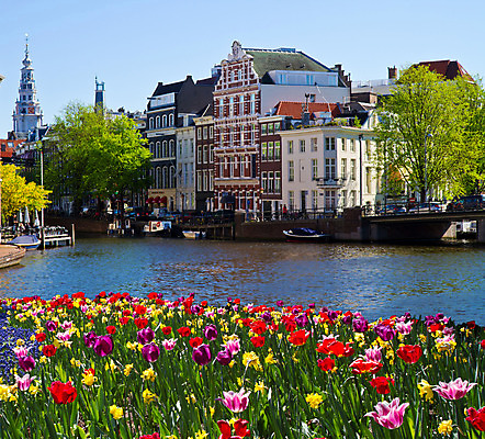 포토 JPG 해외이미지 유럽 여행 건축양식 자동차 유물 벽돌 주택 사람없음 건물 물 도시풍경 교회 여행객 탑 자전거 도시 보트 중세 역사 재산 도심 상인 네덜란드 운하 지역 암스테르담 바로크 해외202004 해외포토 자연요소 전통 건축물 건축 나라 육상교통 배_교통 종교건축 사람 풍경 금융 바이크 파일형식 이미지허브