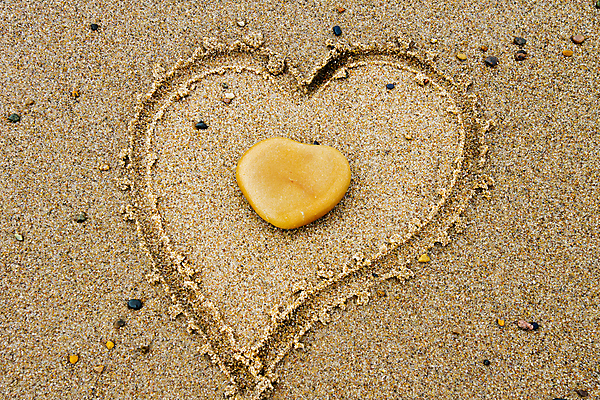 포토 JPG 해외이미지 모양 디자인 모래 바다 백그라운드 2 패턴 자연 휴가 아이디어 발렌타인데이 창조 선물 사랑 미술 사람없음 여름 모래사장 바위 하트 인사 생일 배열 그림 서식 엽서 기념품 해외202004 해외포토 계절 기념일 감정 컨셉 무늬 데이이벤트 문화예술 돌_바위 예절 편지 오브젝트 생태계 파일형식 이미지허브