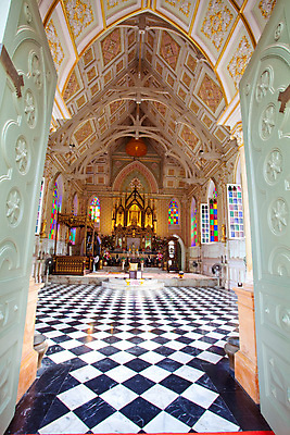 포토 JPG 해외이미지 유럽 종교 벽 여행 창문 휴가 실내 미술 사람없음 건물 파란색 성당 교회 여행객 탑 프랑스 흰색 기도 도시 센터 역사 성자 정사각형 타운 고딕 로마인 옛날 해외202004 해외포토 도형 건축물 나라 컬러 종교건축 문화예술 사람 인종 내부 파일형식 이미지허브