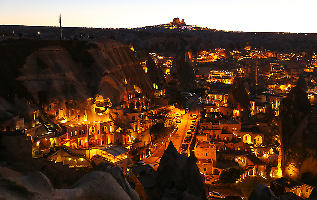포토 JPG 해외이미지 여행 주택 카파도키아 사람없음 도시풍경 마을 계곡 일몰 야간 언덕 타운 칠면조 해외202004 해외포토 자연요소 조류 풍경 건물 노을 도시 파일형식 튀르키예 이미지허브