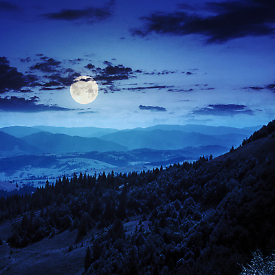 포토 JPG 해외이미지 구름 하늘 산 풍경 사람없음 야외 파란색 보름달 달 야간 해외202004 해외포토 자연요소 컬러 파일형식 이미지허브