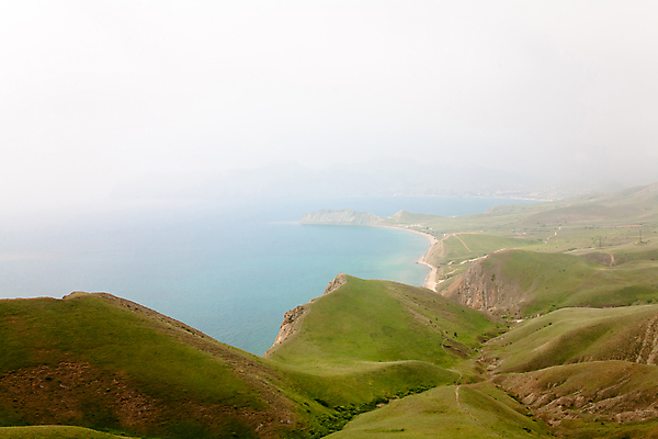 포토 JPG 해외이미지 식물 파도 바다 백그라운드 자연 산 풍경 경사 사람없음 가로 물 여름 파란색 햇빛 갈색 맑음 검은색 만 언덕 해외202004 해외포토 자연요소 계절 컬러 날씨 태양 생태계 파일형식 이미지허브