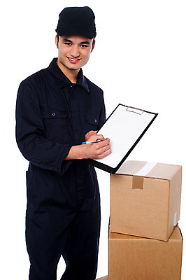 포토 JPG 해외이미지 응시 남자 포즈 백그라운드 이동 유니폼 포장 교통시설 모션 새로움 한명 서기 미소 동양인 상자 펜 쌓기 화물 흰색 기록 몸무게 컨테이너 스마트 확인 팩 패키지 무거움 서명 판지 고립 분배 캡모자 혼혈 해외202004 해외포토 모자_잡화 1 시선 옷 산업 컬러 교통 컨셉 표정 사람 인종 필기구 화장품 운송업 무게 시설 다문화 파일형식 이미지허브