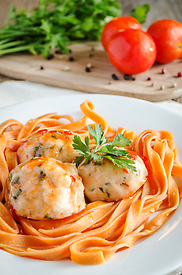 포토 JPG 해외이미지 접시 음식 포크 다이어트 토마토 오렌지 공 치즈 파슬리 건강 육류 돼지고기 요리 사람없음 빨간색 초록색 식당 식사 저녁식사 치킨 소고기 흰색 면 칼 맛 정상 미트볼 먹기 대나무 매움 반죽 서빙 레시피 점심식사 송아지고기 핸드메이드 해외202004 해외포토 나무 식기 컬러 컨셉 채소 과일 식재료 모션 유제품 상점 닭고기요리 파일형식 이미지허브