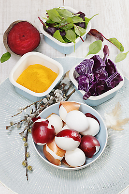 포토 JPG 해외이미지 전통 계절 행복 음식 백그라운드 채소 휴가 부활절 기념 미술 사람없음 장식 빨간색 컬러풀 노란색 축제 페인트 봄 흰색 축하 죽음 인사 신용카드 심볼 준비 잔치 레시피 시금치 내추럴 비트 파스텔톤 핸드메이드 강황 해외202004 해외포토 기념일 감정 컬러 컨셉 식재료 문화예술 금융 예절 파일형식 이미지허브