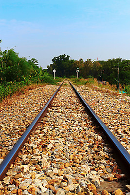 포토 JPG 해외이미지 도로 곡선 교통시설 풍경 사람없음 야외 기찻길 교차로 속도 평행 루트 선로 자갈길 직진 해외202004 해외포토 길 선 교통 시설 파일형식 이미지허브