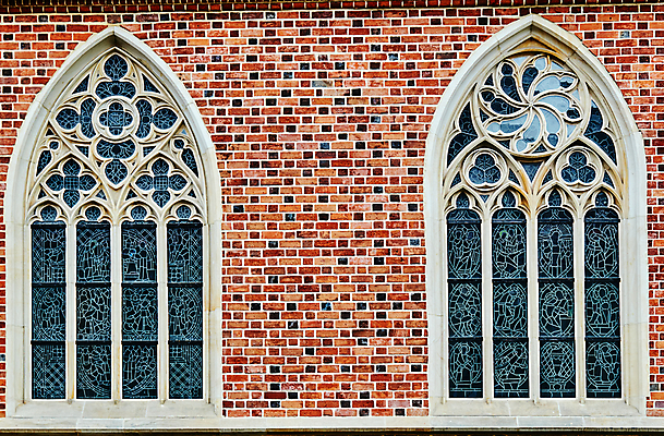 포토 JPG 해외이미지 유럽 종교 십자가 건축양식 창문 유리 벽돌 사람없음 건물 빨간색 교회 도시 스테인드글라스 폴란드 고딕 브로츠와프 해외202004 해외포토 건축물 건축 나라 컬러 종교건축 재질 파일형식 이미지허브