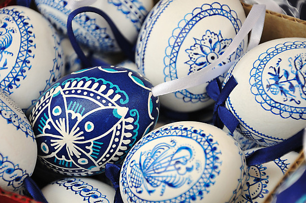 포토 JPG 해외이미지 모양 전통 디자인 문화 패턴 휴가 부활절 창조 사람없음 장식 가로 세로 파란색 세일 계란 침묵 흰색 축하 잡기 원형 화려 그룹 사발 변화 닫기 선택 큼 오브젝트 주기 그림 체코 복잡 해외202004 해외포토 도형 기념일 유럽 컬러 컨셉 무늬 모션 알 소리 사기그릇 크기 파일형식 이미지허브