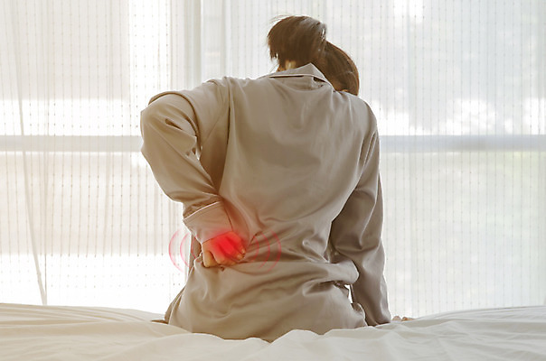 포토 JPG 해외이미지 백인 여자 백그라운드 신체 베개 아침 근육 주택 따뜻함 건강 병원 관리 성인 사람없음 그래픽 빨간색 디지털 침실 방 고통 회색 터치 의사 침대 긴급 신장 질병 작음 큼 담요 오브젝트 어깨 합성 암 매트리스 의료성형뷰티 해외202004 해외포토 주간 서양인 감정 컬러 가구 의학 침구 사람 건물 신체부위 의료진 비뇨기관 크기 파일형식 이미지허브