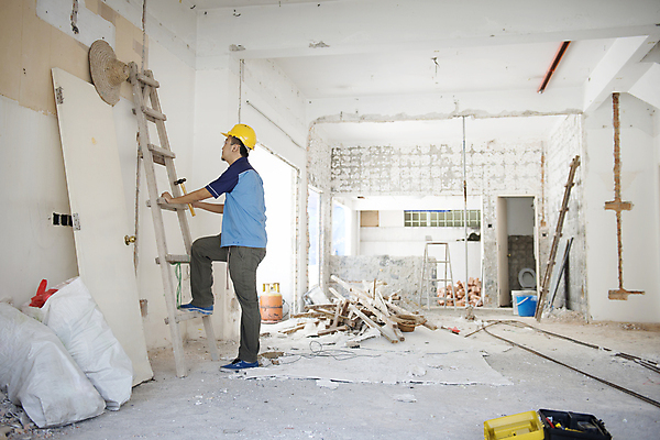 포토 JPG 해외이미지 직업 디자인 남자 백그라운드 사다리 노동자 새로움 주택 실내 한명 안전 사람 동양인 성인 내부 장비 도구 업무 재산 수리 안전모 헬멧 땅 부활 고정 DIY 유지 건축업자 계약자 복원 업그레이드 재주꾼 조작 진짜 해외202004 해외포토 1 건축 컨셉 인종 취미 건물 금융 작업 안전장비 보호장비 계약 파일형식 이미지허브