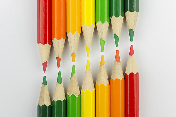 포토 JPG 해외이미지 컨셉 오렌지 교실 상상 표시 추상 사람없음 목재 빨간색 초록색 빛 연필 노란색 라벨 어둠 에너지 절약 E G 자르기 B 방향 A C F D 더블 등급 삼나무 줄서기 핵심 효율 강조 해외202004 해외포토 나무 알파벳 교육 컬러 무늬 과일 재료 학교 모션 학용품 프레임 필기구 파일형식 이미지허브