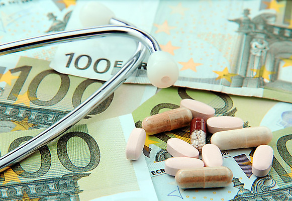 포토 JPG 해외이미지 돈 비즈니스 청진기 건강 사람없음 초록색 빛 알약 약 건강관리 검은색 유로 흰색 약국 처방 보험 조제 강렬 고립 돌봄 마약 진통제 치료제 해외202004 해외포토 컬러 의학 의료기기 모션 관리 재산 만들기 파일형식 이미지허브