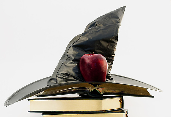 포토 JPG 해외이미지 교실 학교 휴가 사람없음 책 강사 교사 할로윈 사과 마녀 마법 해외202004 해외포토 직업 교육 과일 파일형식 이미지허브