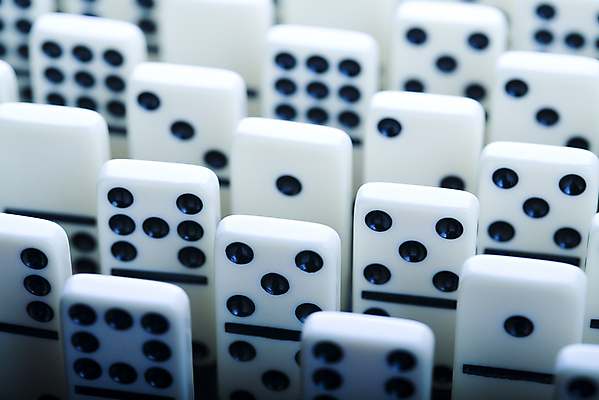 포토 JPG 해외이미지 근접촬영 사람없음 흰색 도미노 해외202004 해외포토 뷰포인트 컬러 파일형식 이미지허브