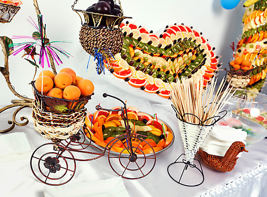 포토 JPG 해외이미지 라이프스타일 접시 음식 결혼 크리스마스 오렌지 과일 포도 휴가 수박 쟁반 건강 키위 사랑 사람없음 초록색 소풍 파티 식당 저녁식사 하트 신선 아침식사 사과 먹기 레몬 서비스 상쾌 올리브 이쑤시개 점심식사 뷔페 숙성 개조 해외202004 해외포토 모양 식기 기념일 열매 감정 컬러 모션 이벤트 생활 야외활동 상점 식사 파일형식 이미지허브