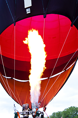 포토 JPG 해외이미지 주간 불꽃 풍경 사람없음 야외 열기구 점화 해외202004 해외포토 자연요소 항공교통 불 파일형식 이미지허브