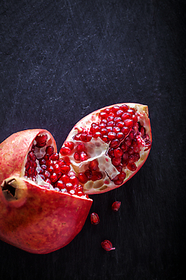 포토 JPG 해외이미지 전신 식물 음식 백그라운드 다이어트 채소 과일 자연 디저트 건강 씨앗 사람없음 빨간색 여름 주스 신선 달콤 맛 상쾌 유기농 결 석류 멀리 건강식 가넷 루비 숙성 열대기후 채식주의자 해외202004 해외포토 웰빙 계절 감정 음료 컬러 컨셉 무늬 보석 생태계 채식 파일형식 이미지허브