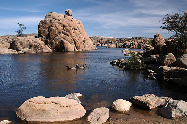 포토 JPG 해외이미지 공원 호수 모래 북아메리카 자연 산 풍경 사람없음 물 갈색 미국 봄 사막 바위 저수지 황무지 댐 애리조나 인공 지질학 화강암 해외202004 해외포토 자연요소 계절 공공시설 교육 컬러 아메리카 암석 돌_바위 생태계 파일형식 이미지허브