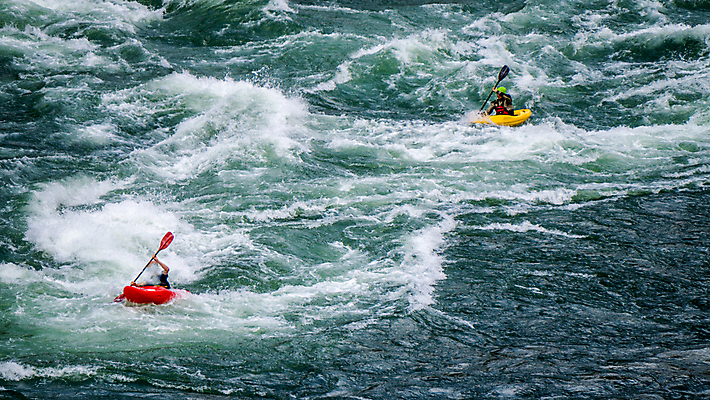 포토 JPG 해외이미지 라이프스타일 스포츠 파도 포즈 자연 사람없음 야외 물 강 운동 폭포 젖음 에너지 도전 거친 개울 황무지 급류 헬멧 위험 시원함 노 속도 역동적 카약 방수 현재 해외202004 해외포토 자연요소 바다 컨셉 건강 생활 수상스포츠 보호장비 생태계 선박 파일형식 이미지허브