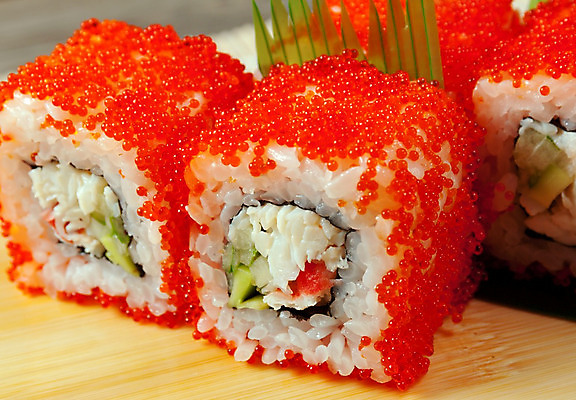 포토 JPG 해외이미지 전통 접시 아시아 문화 음식 바다 다이어트 채소 탁자 밥 새우 육류 어류 요리 동양인 사람없음 식당 일본 식사 버섯 초밥 회 고추냉이 참치 해산물 묘사 물주기 아로마 깨 연어 향 생강 아보카도 식품점 솔깃 해외202004 해외포토 식기 나라 가구 과일 식재료 모션 건강 갑각류 인종 상점 수중동물 양념 조미료 일본음식 파일형식 이미지허브