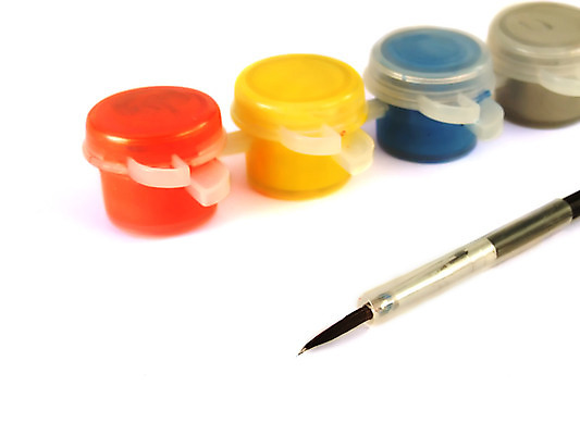 포토 JPG 해외이미지 디자인 색연필 사람없음 빨간색 파란색 컬러풀 연필 노란색 물감 흰색 붓 얼룩 넘어짐 제도 해외202004 해외포토 컬러 모션 학용품 필기구 미술도구 파일형식 이미지허브