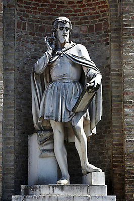 포토 JPG 해외이미지 조각 생각 학교 수염 미술 사람없음 조각상 이탈리아 벨트 파마 역사 망토 정사각형 광장 예술가 대리석 화가 천연기념물 르네상스 가리발디 해외202004 해외포토 도형 직업 헤어스타일 잡화 교육 유럽 재료 문화예술 조형물 위인 정치가 파일형식 이미지허브