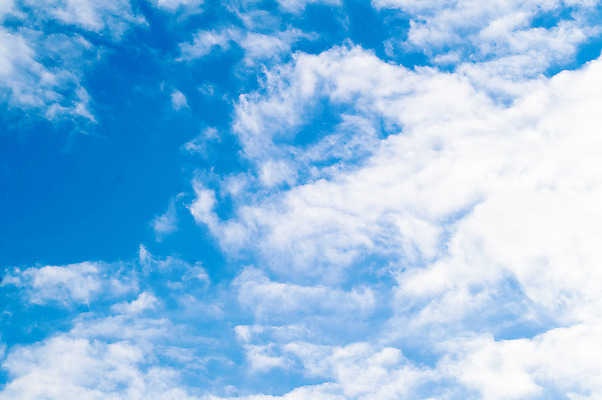 포토 JPG 해외이미지 구름 디자인 백그라운드 패턴 자연 벽지 하늘 날씨 추상 풍경 사람없음 야외 여름 파란색 빛 햇빛 환경 맑음 봄 흰색 분위기 천국 솜털 내추럴 해외202004 해외포토 자연요소 계절 컬러 컨셉 무늬 태양 생태계 파일형식 이미지허브