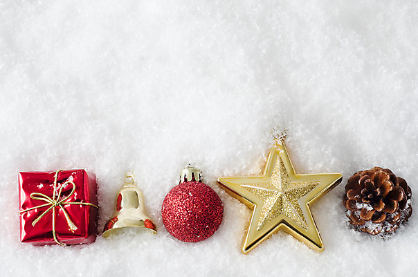 포토 JPG 해외이미지 별 선 백그라운드 크리스마스 겨울 포장 바닥 선물 사람없음 장식 빨간색 빛 반짝임 상자 갈색 장식볼 종 소나무 황금 가장자리 작음 12월 묶기 오브젝트 패키지 전나무 원뿔 노출 거짓 인공 줄서기 침몰 항목 카피스페이스 해외202004 해외포토 자연요소 도형 나무 계절 기념일 컬러 모션 공백 날짜 둘레 크기 파일형식 이미지허브