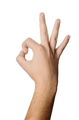 포토 JPG 해외이미지 백인 손 여자 행복 감정 컨셉 통신 손가락 성공 추상 아이디어 손짓 사람없음 세로 엄지손가락 흰색 인사 우승 최고 선택 OK 손톱 투표 심볼 사인 신호 개성 팔 해결 고립 표현성 해외202004 해외포토 서양인 컬러 무늬 모션 사람 신체부위 예절 선거 파일형식 이미지허브