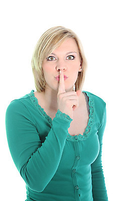 포토 JPG 해외이미지 여자 통신 손가락 한명 사람 손짓 금발 침묵 소리 놀람 표현 신비 비밀 입술 사인 쉿 소통 요청 고립 심각 해외202004 해외포토 1 헤어스타일 손 감정 컨셉 모션 표정 신체부위 조용 파일형식 이미지허브