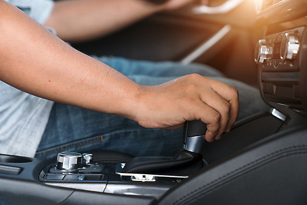 포토 JPG 해외이미지 1 라이프스타일 여자 행복 얼굴 여행 백그라운드 비즈니스 자동차 실내 미소 사람 성인 사람없음 검은색 운전 운전사 고용 자동 해외202004 해외포토 직업 감정 육상교통 컬러 모션 표정 내부 생활 신체부위 구직 채용 파일형식 이미지허브