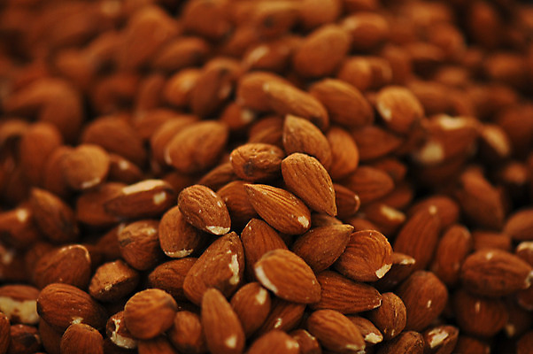 포토 JPG 해외이미지 계절 음식 다이어트 재료 건강 씨앗 사람없음 농작물 갈색 쌓기 견과류 대접 맛 먹기 국자 유기농 질감 아몬드 내추럴 단백질 많음 해외202004 해외포토 식물 웰빙 컬러 컨셉 농업 모션 주방용품 영양소 파일형식 이미지허브