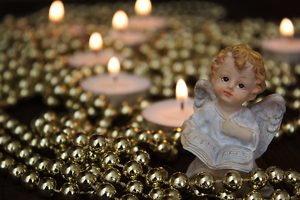 포토 JPG 해외이미지 계절 별 백그라운드 크리스마스 겨울 와인잔 목걸이 공 유리 탁자 휴가 조명 프레임 선물 미술 사람없음 장식 초록색 파란색 빛 우주 종 축하 황금 구슬 여의주 해외202004 해외포토 자연요소 기념일 컬러 가구 컨셉 술잔 장신구 재질 문화예술 파일형식 이미지허브