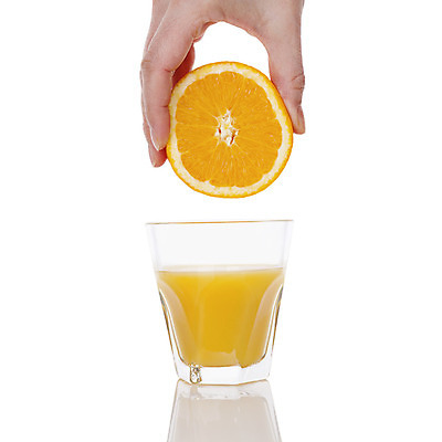 포토 JPG 해외이미지 스튜디오촬영 손 음료 음식 다이어트 오렌지 과일 자연 유리 귤 건강 사람없음 주스 흰색 신선 잡기 달콤 맛 자르기 흰배경 상쾌 유기농 내추럴 고립 짜기 채식주의자 해외202004 해외포토 웰빙 감정 컬러 백그라운드 컨셉 모션 재질 실내 신체부위 생태계 채식 파일형식 이미지허브