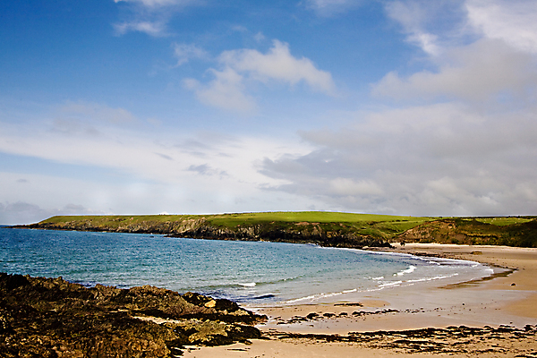 포토 JPG 해외이미지 구름 계절 모래 파도 바다 여행 자연 하늘 휴가 휴식 풍경 사람없음 야외 물 여름 파란색 햇빛 태양 침묵 바위 만 뜨거움 서핑 암초 내추럴 수평선 해외202004 해외포토 자연요소 컬러 컨셉 소리 돌_바위 수상스포츠 생태계 파일형식 이미지허브