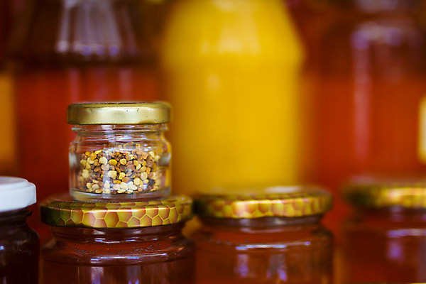 포토 JPG 해외이미지 동물 음식 곤충 패턴 재료 유리 세포 건강 요리 사람없음 약 흐름 흰색 머리빗 항아리 황금 달콤 맛 꿀벌 컨테이너 벌 먹기 유기농 질감 꿀 조제 벌집 내추럴 개선 고립 면역력 밀랍 양봉 업그레이드 에이즈 왁스 치료제 셀룰러 해외202004 해외포토 웰빙 산업 컬러 컨셉 무늬 의학 모션 재질 미용용품 도자기 벌_곤충 질병 만들기 파일형식 이미지허브