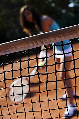 포토 JPG 해외이미지 주간 전신 서양인 우먼라이프 여자 한명 서기 들기 성인 야외 옆모습 아웃포커스 여름 테니스 테니스라켓 네트 테니스장 즐거움 테니스복 성인여자한명만 해외202004 해외포토 자연요소 외국인 1 라이프스타일 계절 감정 스포츠 뷰포인트 스포츠시설 모션 촬영기법 사람 운동복 구기 라켓 여자한명만 성인여자만 파일형식 이미지허브