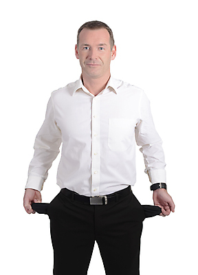 포토 JPG 해외이미지 손 돈 비즈니스 사업가 바지 한명 정장 세로 금융 갈색 흰색 잡기 비즈니스맨 가난 상인 종업원 경영자 파산 고립 위기 해외202004 해외포토 직업 1 옷 남자 컬러 컨셉 모션 하의 사람 신체부위 경제 직장인 재산 리더 파일형식 이미지허브