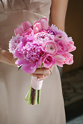 포토 JPG 해외이미지 꽃 분홍색 꽃다발 결혼 사람없음 장미 노란색 흰색 해외202004 해외포토 식물 컬러 이벤트 파일형식 이미지허브