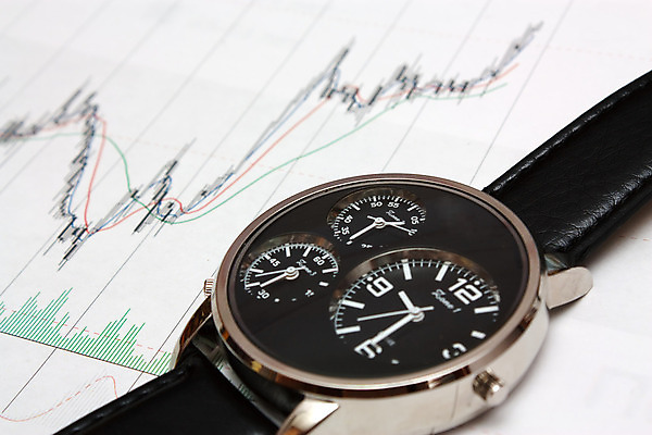 포토 JPG 해외이미지 시계 돈 비즈니스 그래프 아이디어 사람없음 금융 펜 거래 계산기 성장 기구 시간 신용카드 막대기 시장 볼륨 주식 심볼 손목시계 분석 속도 무역 보고서 외화 투자 증명서 해외202004 해외포토 산업 컨셉 장신구 문구용품 경제 필기구 장비 재산 파일형식 이미지허브